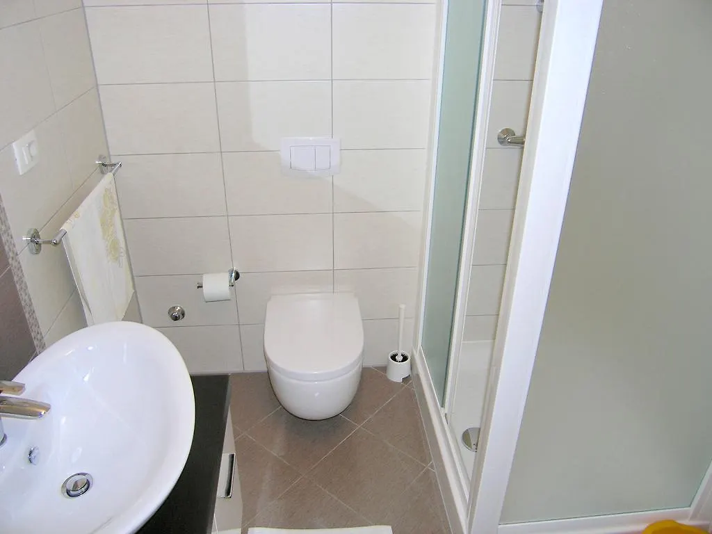 Apartments Iva Krk Town 0*,