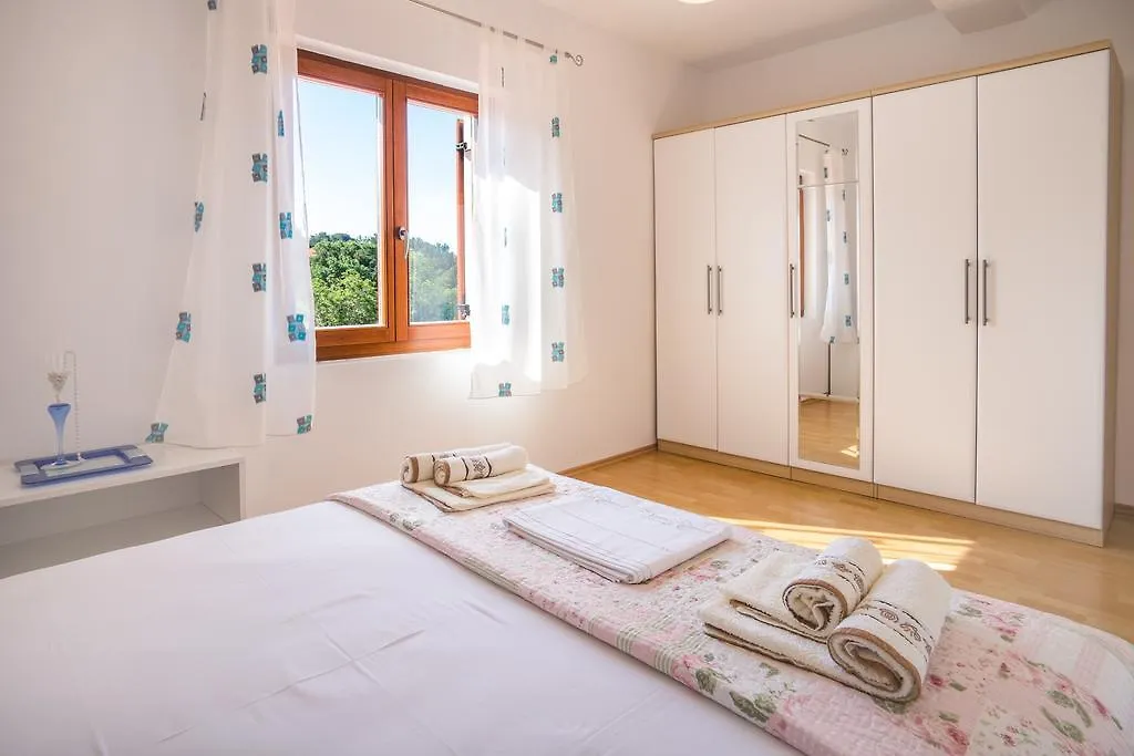 Apartments Iva Krk Town