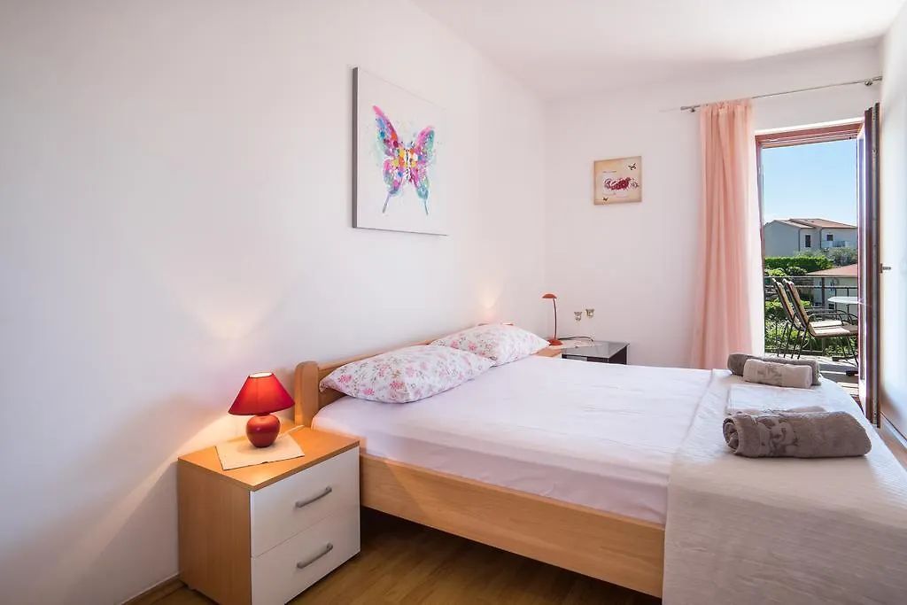 Apartments Iva Krk Town 0*,